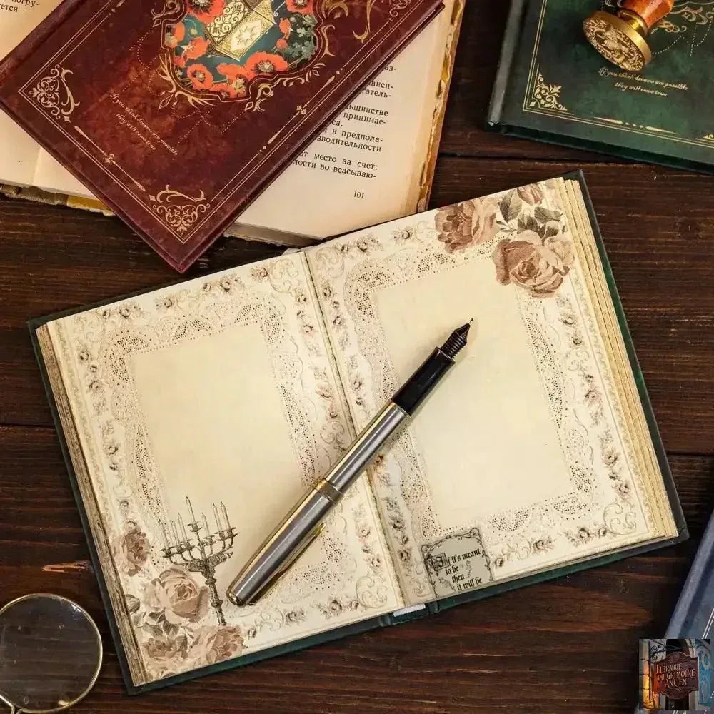 Bloc-notes vintage - © 2026 Le Grimoire Ancien