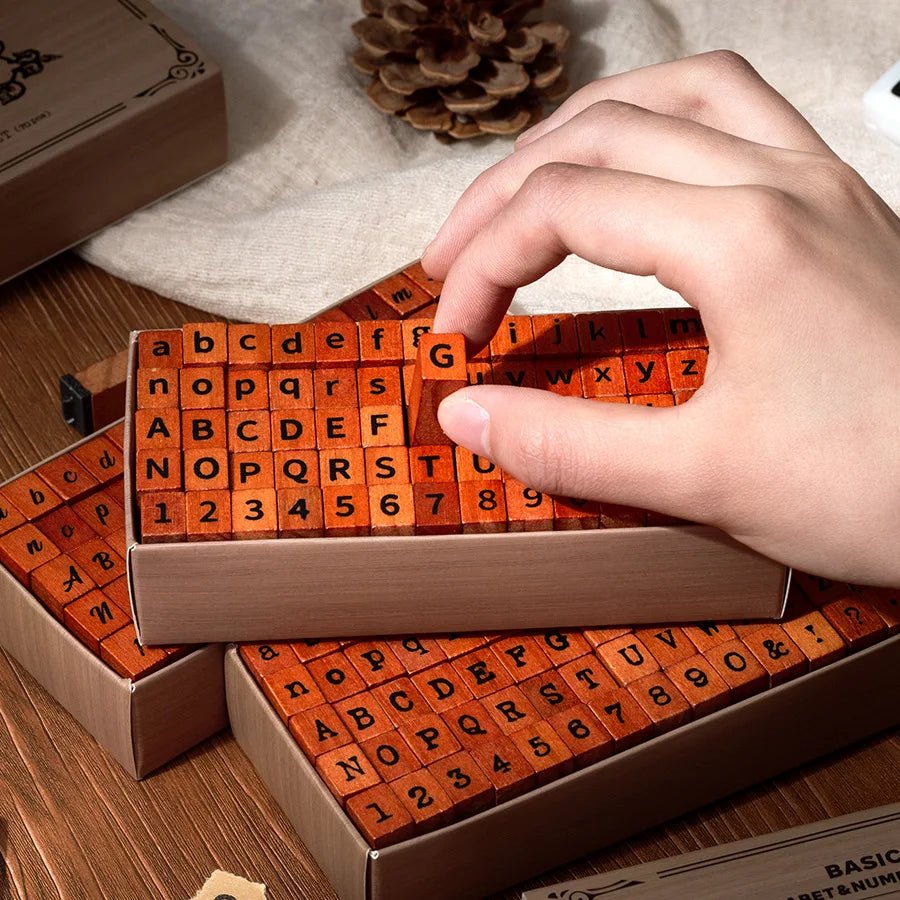 70 pièces symboles lettres rétro (1 Lot) - Le Grimoire Ancien