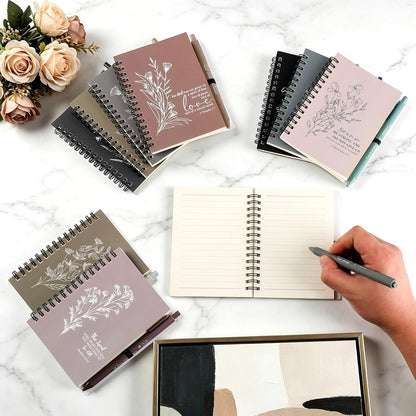 Lot de 10 carnets chrétiens avec stylos assortis