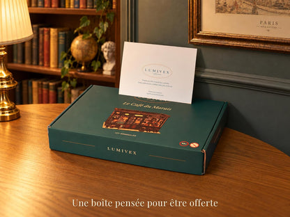 Book nook Le Café du Marais – Maquette en bois avec éclairage LED