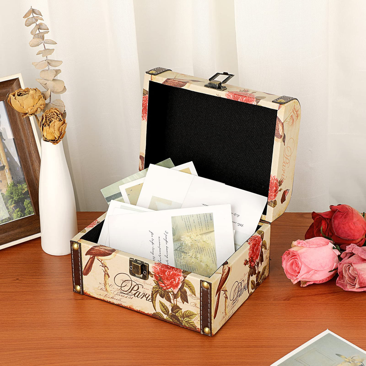 Coffret au trésor rétro en bois et similicuir – Papillon