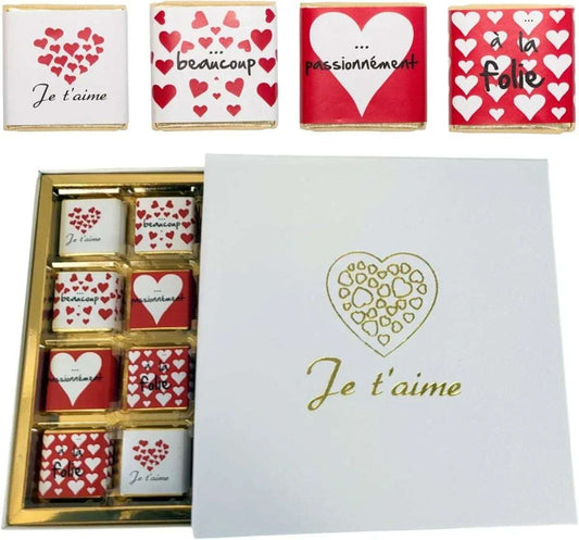 Boîte de Chocolats - Coffret de 32 carrés de chocolat individuels pour lui dire "Je t’aime" - © 2026 Le Grimoire Ancien