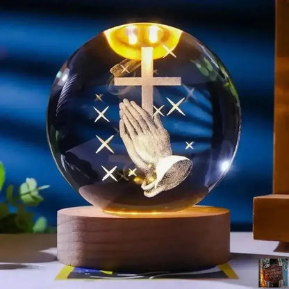 Boule de cristal illuminée - Jésus et Vierge Marie avec croix pour dévotion - © 2026 Le Grimoire Ancien