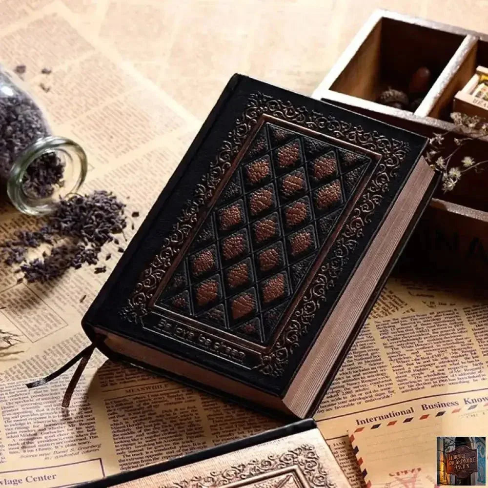 Carnet A5 vintage - 176 feuilles/livre - © 2026 Le Grimoire Ancien