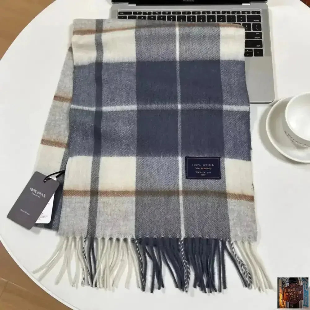 Echarpe 100 % laine pour Homme - © 2026 Le Grimoire Ancien