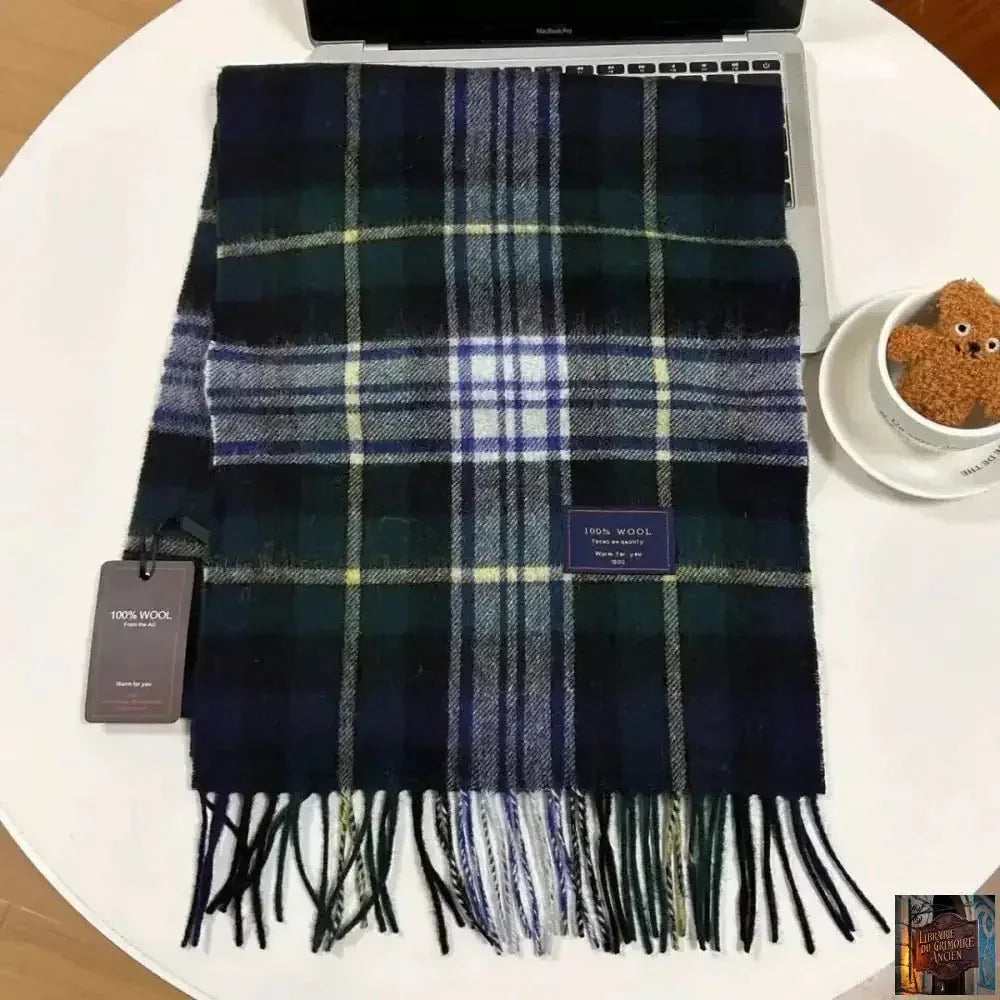 Echarpe 100 % laine pour Homme - © 2026 Le Grimoire Ancien