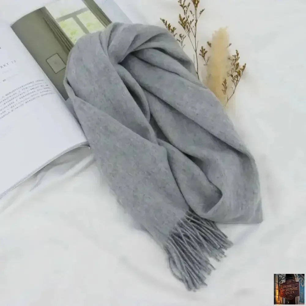 Echarpe 100 % laine pour Homme - © 2026 Le Grimoire Ancien