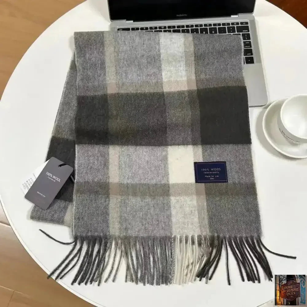 Echarpe 100 % laine pour Homme - © 2026 Le Grimoire Ancien