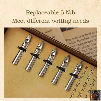 Ensemble de stylos avec plume (encre fournie) - © 2026 Le Grimoire Ancien