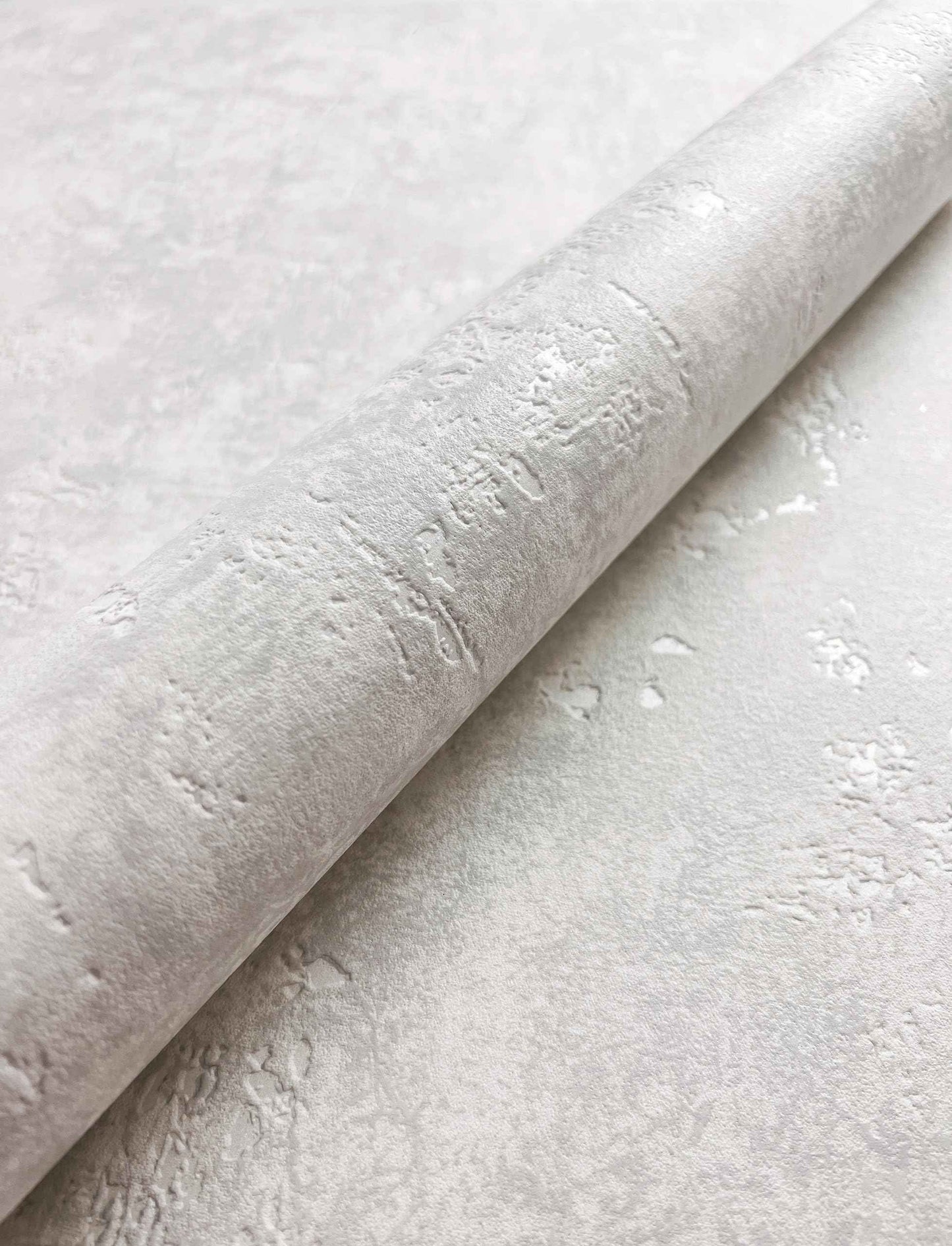 Papier peint intissé effet béton métallique | Newroom Kehda gris, beige & anthracite - © 2026 Le Grimoire Ancien