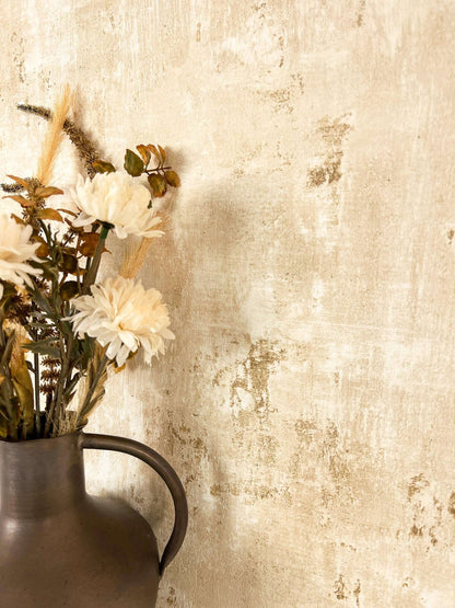 Papier peint intissé effet enduit béton métallique | Newroom Tyana — Noir, Bleu, Gris & Beige - © 2026 Le Grimoire Ancien