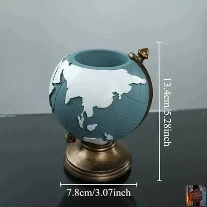 Porte-stylo - Globe créatif - Organisateur de bureau en résine - © 2026 Le Grimoire Ancien