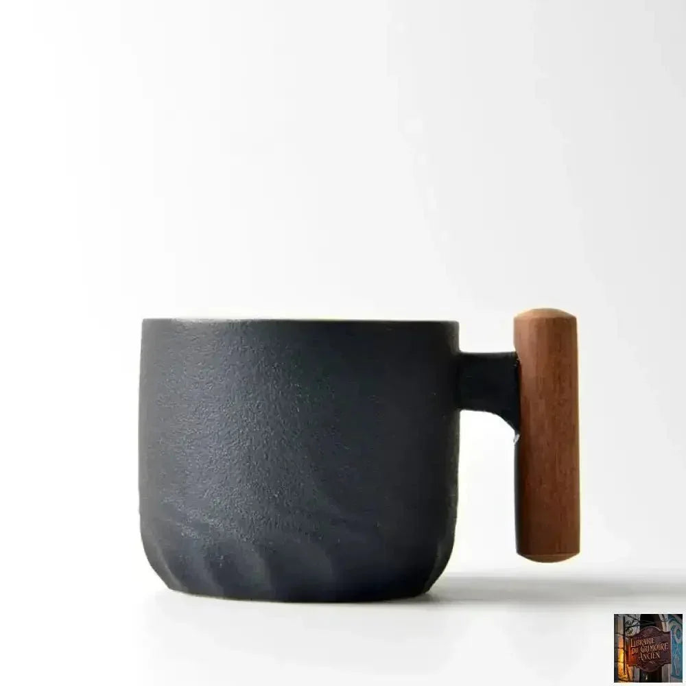 Tasse à café créative faite à la main, exquise, vintage, avec manche en bois - © 2026 Le Grimoire Ancien