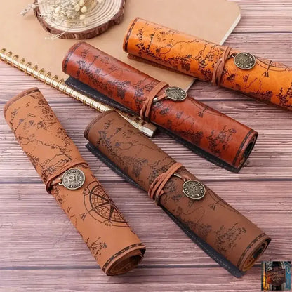 Trousse façon cuir - forme originale - © 2026 Le Grimoire Ancien